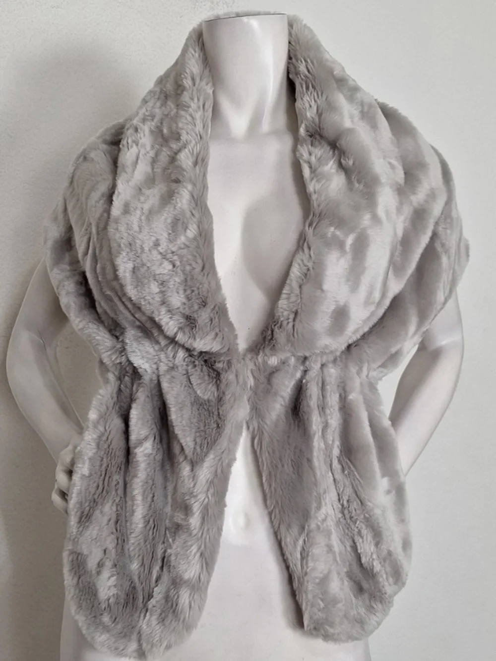 Liangdianpicao Silver Gray Faux Fur Stole Wrap Shawl Luxury Evening Bridal O/S